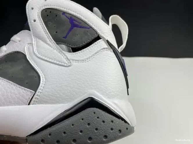 One Kick (2021) Flint Retro Jordan 7 CU9307-100 0604